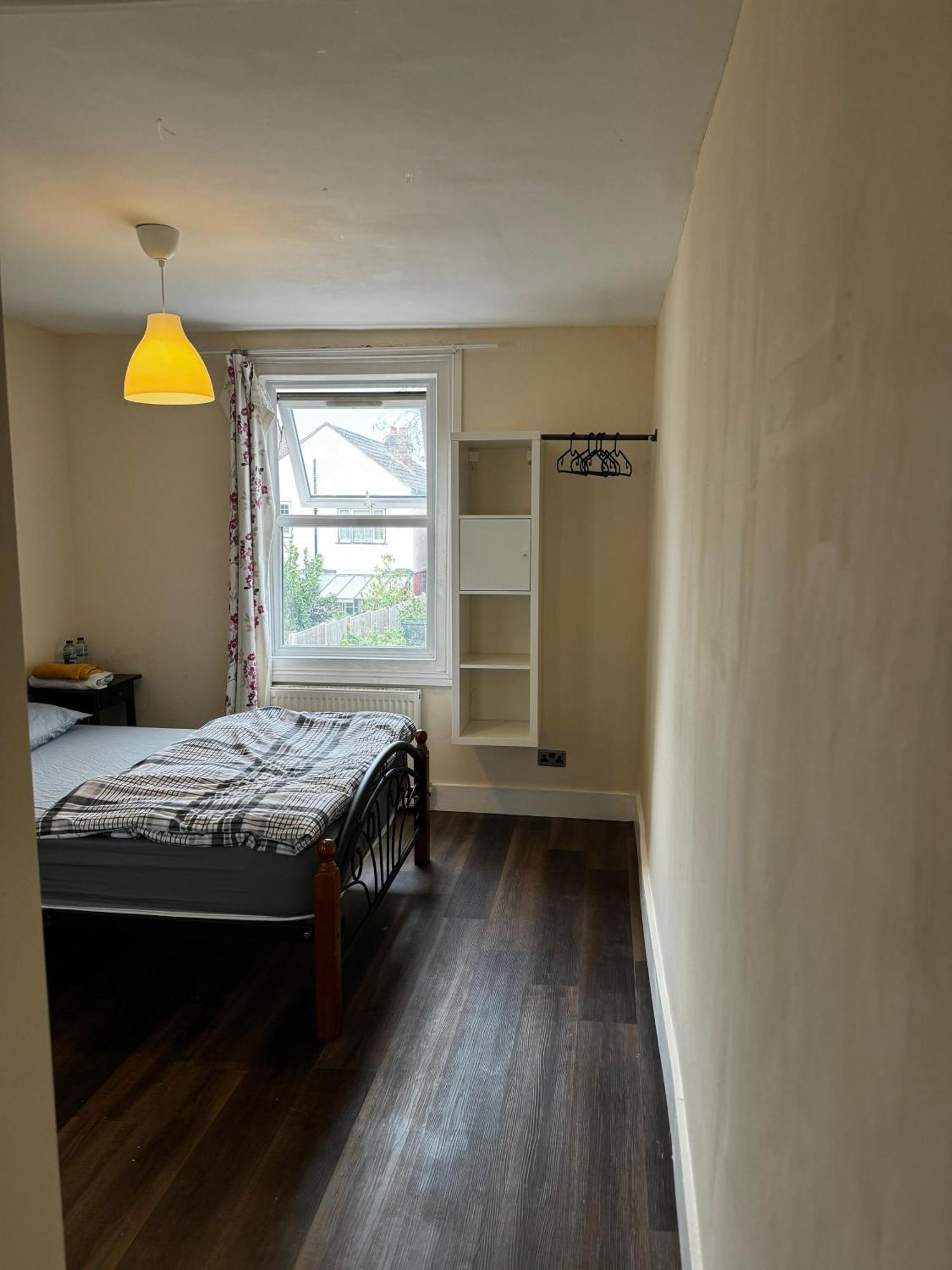 Nice And Pleasant Thornton Heath Exterior photo